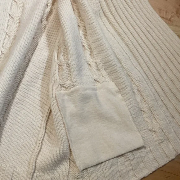 Escada Margaretha Ley Cream Cable Knit Sweater - Picture 12 of 17